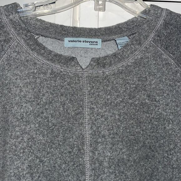 Valerie Stevens Vintage NWT Women’s Cotton Fleece Sweatshirt Crew Neck size L - Picture 2 of 8